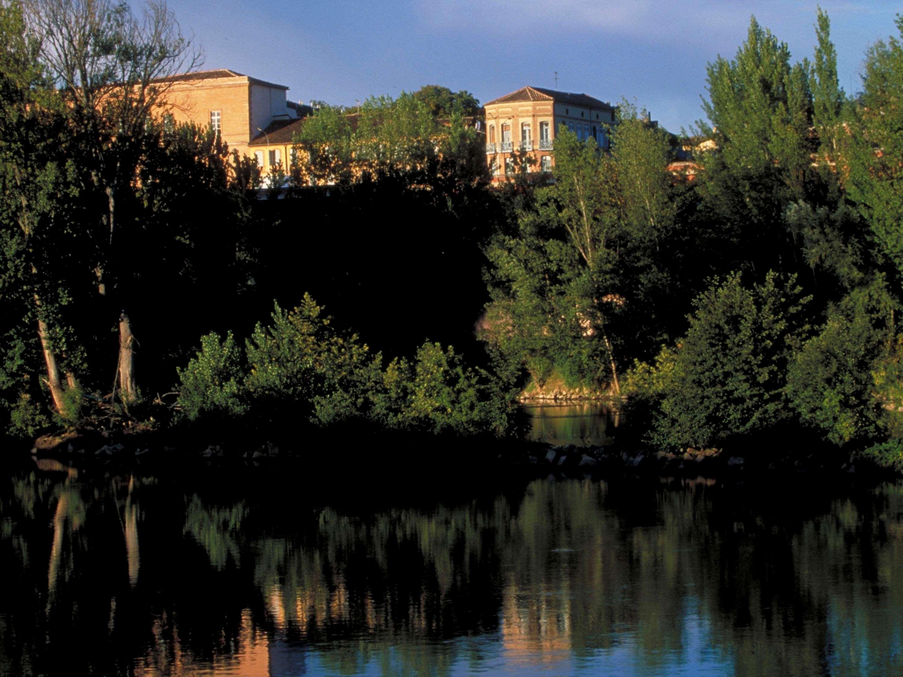 ibis Montauban Hotel Bagian luar foto